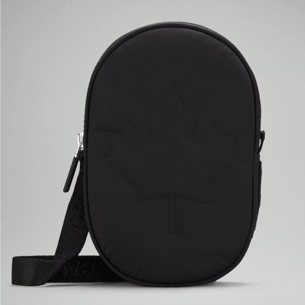 Team Canada 22 Future Legacy Crossbody Bag BLK ONE SIZE